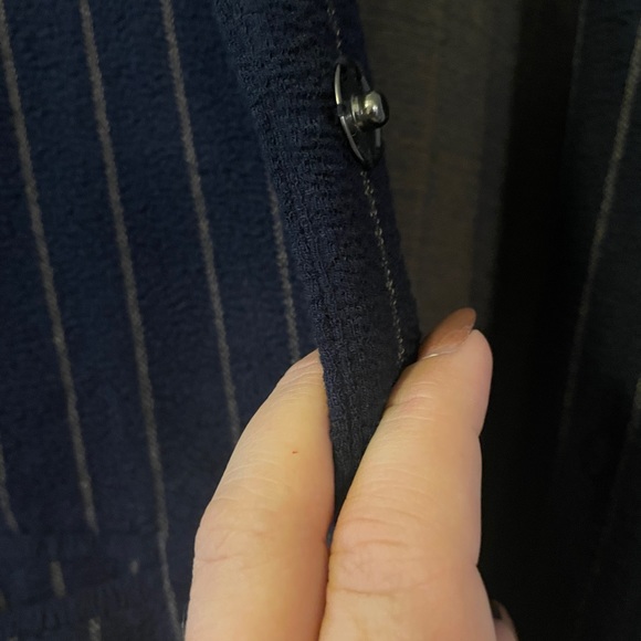 Umgee Pinstripe Longline Blazer size L - Picture 6 of 9